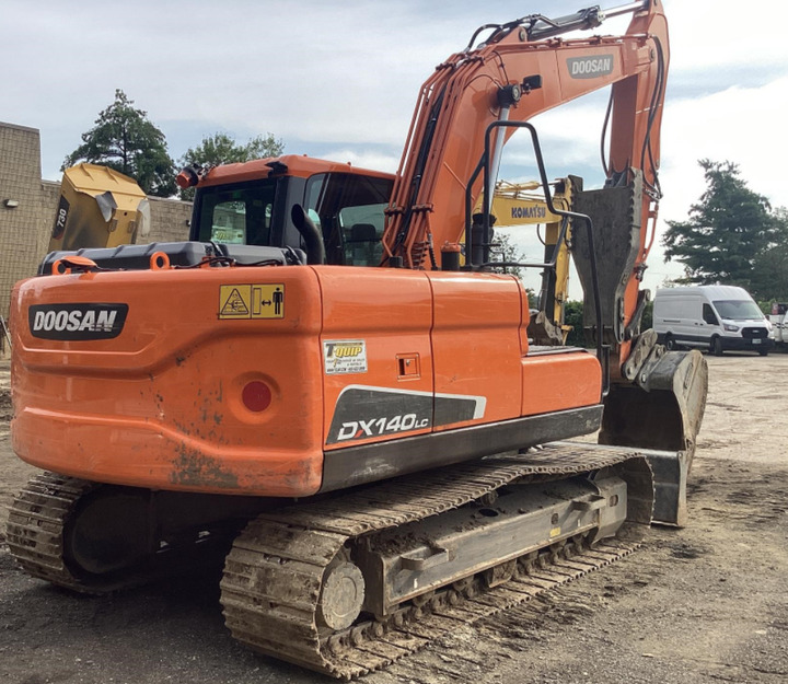Used Excavator Doosan DX140 Excavators Mini Equipment Earth Moving Machinery Doosan Digger Excavator for Sale - Máy xúc bánh xích: hình 4 Used Excavator Doosan DX140 Excavators Mini Equipment Earth Moving Machinery Doosan Digger Excavator for Sale - Máy xúc bánh xích: hình 4