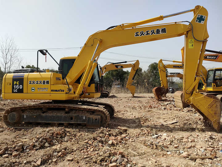Used Good Quality Japan Original PC160-7 in Good Condition PC160-7 Komatsu - Máy xúc bánh xích: hình 5 Used Good Quality Japan Original PC160-7 in Good Condition PC160-7 Komatsu - Máy xúc bánh xích: hình 5