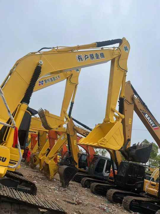 Used Good Quality Japan Original PC240-8 in Good Condition PC240-8 Komatsu - Máy xúc bánh xích: hình 5 Used Good Quality Japan Original PC240-8 in Good Condition PC240-8 Komatsu - Máy xúc bánh xích: hình 5