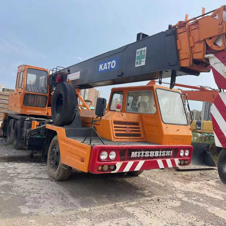 Used Heavy Construction Equipment kato 25 Tons Second Hand Mobile Crane Used Machine Hot Sale - Cẩu bánh lốp: hình 1 Used Heavy Construction Equipment kato 25 Tons Second Hand Mobile Crane Used Machine Hot Sale - Cẩu bánh lốp: hình 1