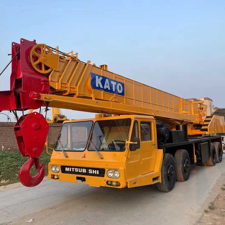 Used Heavy Construction Equipment kato 50 Tons Second Hand Mobile Crane Used Machine Hot Sale - Cẩu bánh lốp: hình 1 Used Heavy Construction Equipment kato 50 Tons Second Hand Mobile Crane Used Machine Hot Sale - Cẩu bánh lốp: hình 1