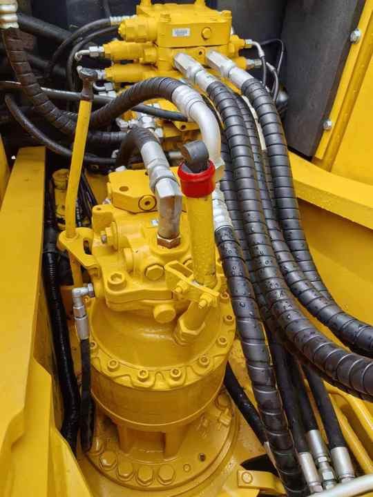 Used Komatsu PC160 Crawler Hydraulic High Performance Digger Excavator Construction Machinery Used Machinery for Sale - Máy xúc: hình 5 Used Komatsu PC160 Crawler Hydraulic High Performance Digger Excavator Construction Machinery Used Machinery for Sale - Máy xúc: hình 5