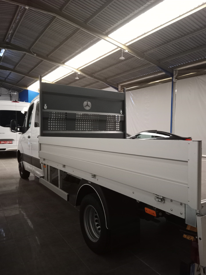 MERCEDES-BENZ SPRINTER 519 - Xe tải thùng lửng/ Phẳng: hình 4 MERCEDES-BENZ SPRINTER 519 - Xe tải thùng lửng/ Phẳng: hình 4