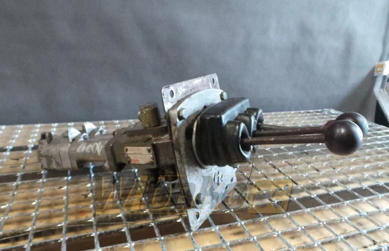 Hydreco V0605ABG50L 033030/85 - Van thủy lực cho Máy móc xây dựng: hình 2 Hydreco V0605ABG50L 033030/85 - Van thủy lực cho Máy móc xây dựng: hình 2