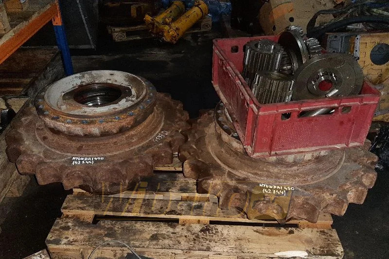 Hyundai 450LC - Mô tơ di chuyển cho Máy móc xây dựng: hình 1 Hyundai 450LC - Mô tơ di chuyển cho Máy móc xây dựng: hình 1