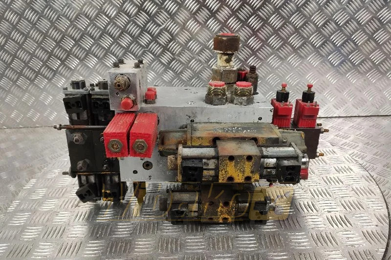 Parker HFC32521B 79260035 - Van thủy lực cho Máy móc xây dựng: hình 1 Parker HFC32521B 79260035 - Van thủy lực cho Máy móc xây dựng: hình 1