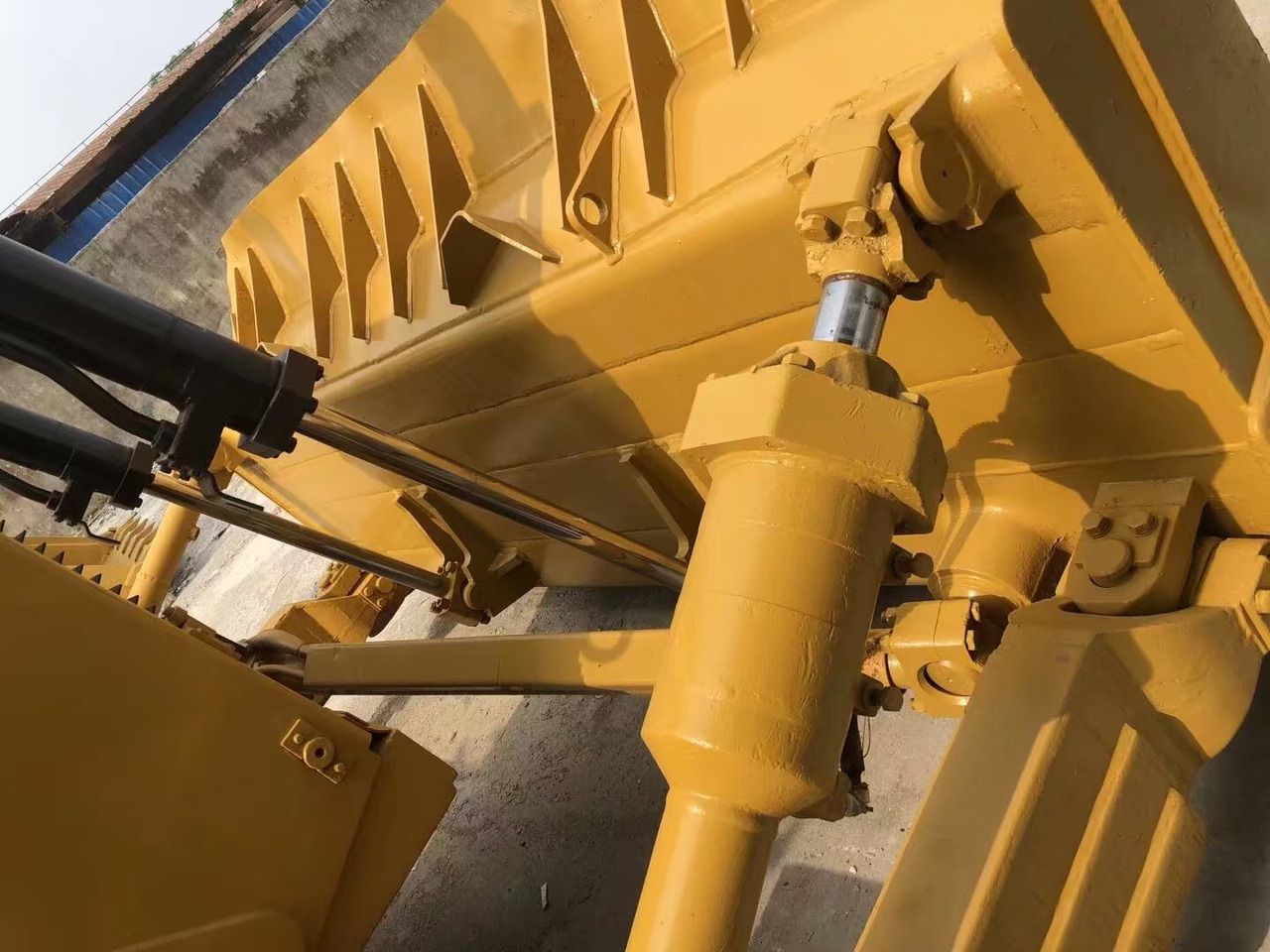 CATERPILLAR D7H - Máy ủi: hình 2 CATERPILLAR D7H - Máy ủi: hình 2