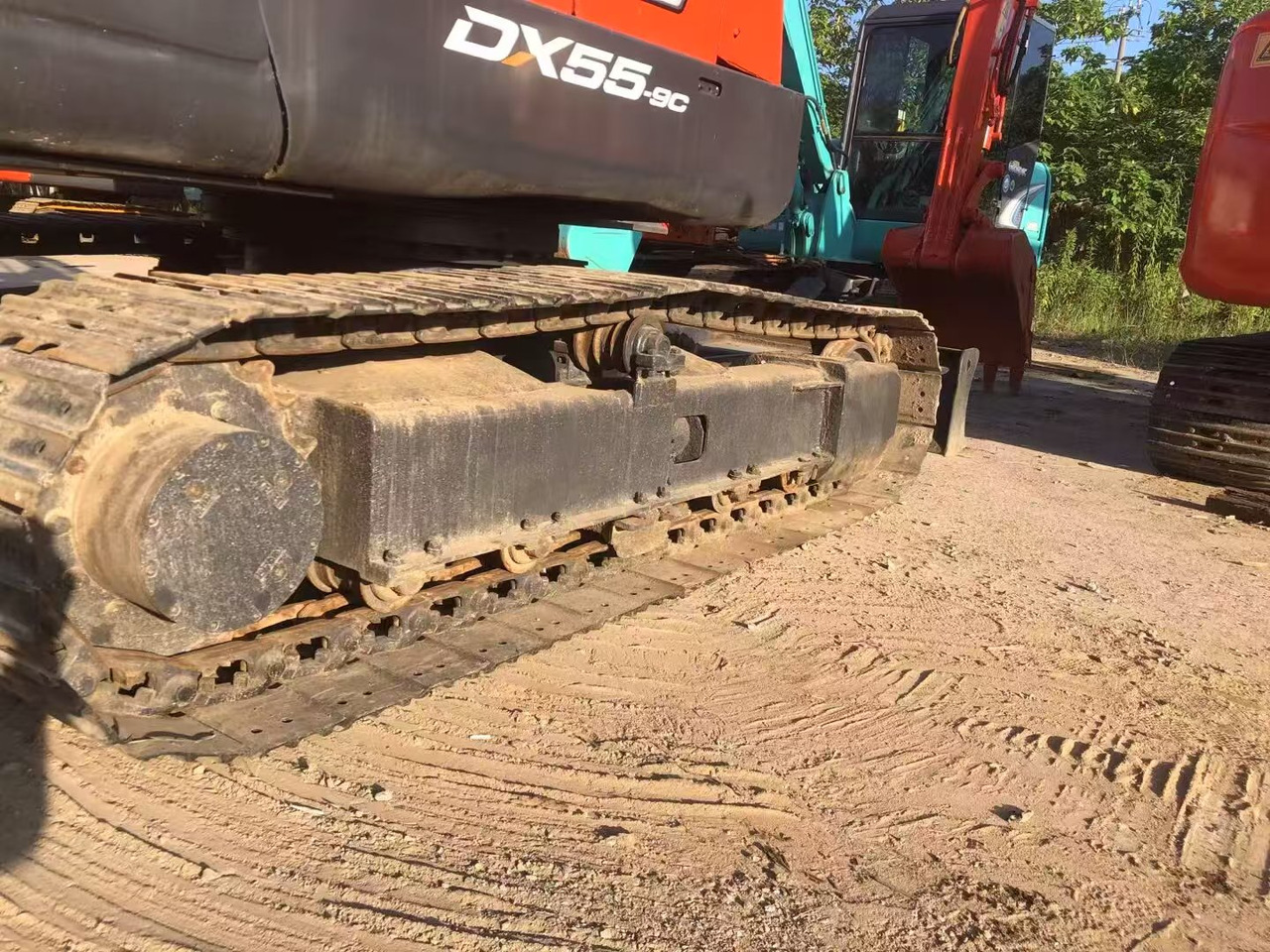 DOOSAN 55-9c - Máy xúc mini: hình 4 DOOSAN 55-9c - Máy xúc mini: hình 4