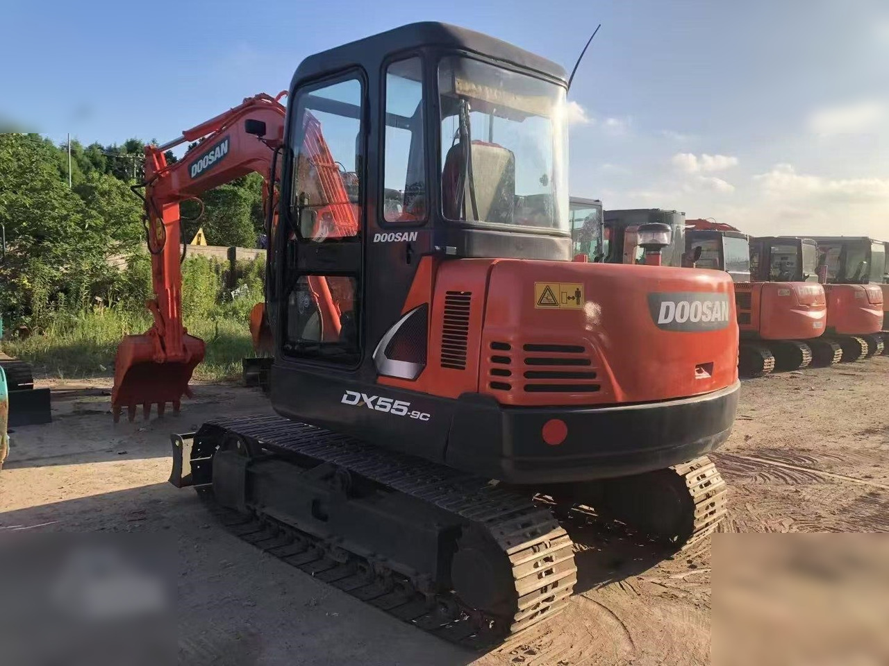 DOOSAN DH55-V - Máy xúc mini: hình 3 DOOSAN DH55-V - Máy xúc mini: hình 3