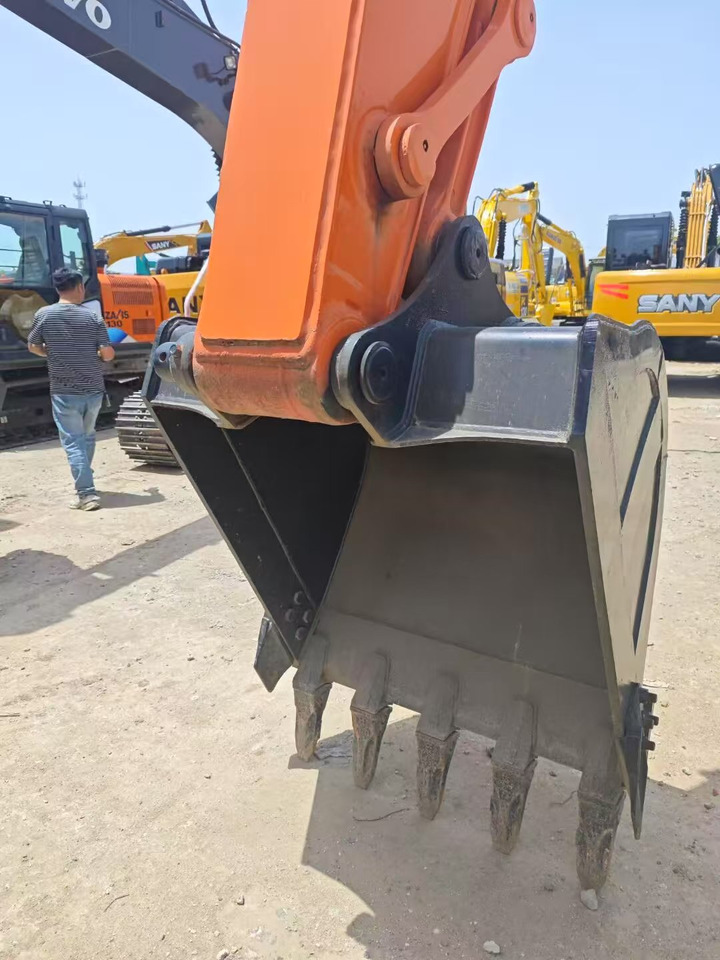 Máy xúc bánh xích HITACHI ZAXIS 160: hình 8