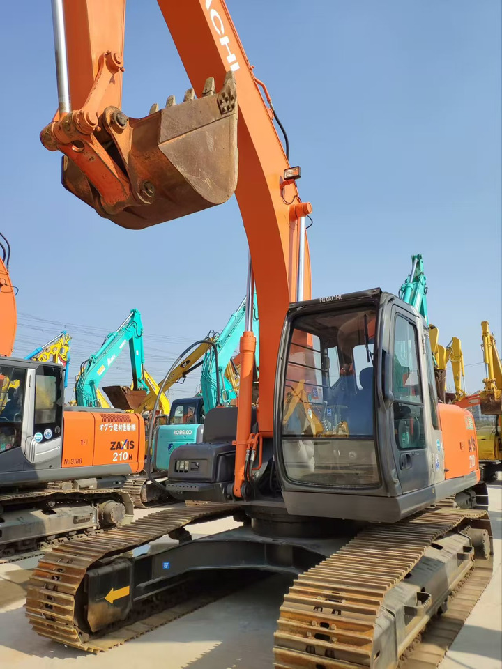 HITACHI ZX120 - Máy xúc bánh xích: hình 4 HITACHI ZX120 - Máy xúc bánh xích: hình 4