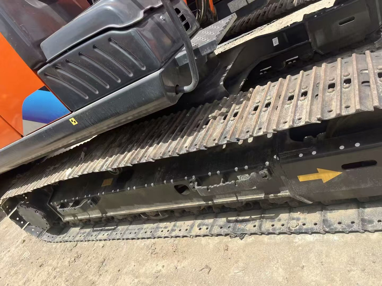 Cho thuê HITACHI ZX130 HITACHI ZX130: hình 9