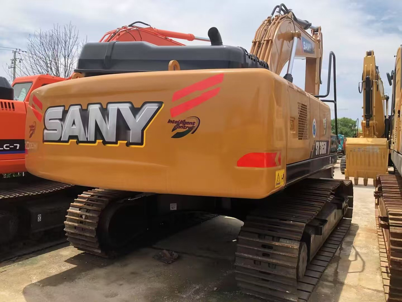 SANY SY365H - Máy xúc bánh xích: hình 1 SANY SY365H - Máy xúc bánh xích: hình 1