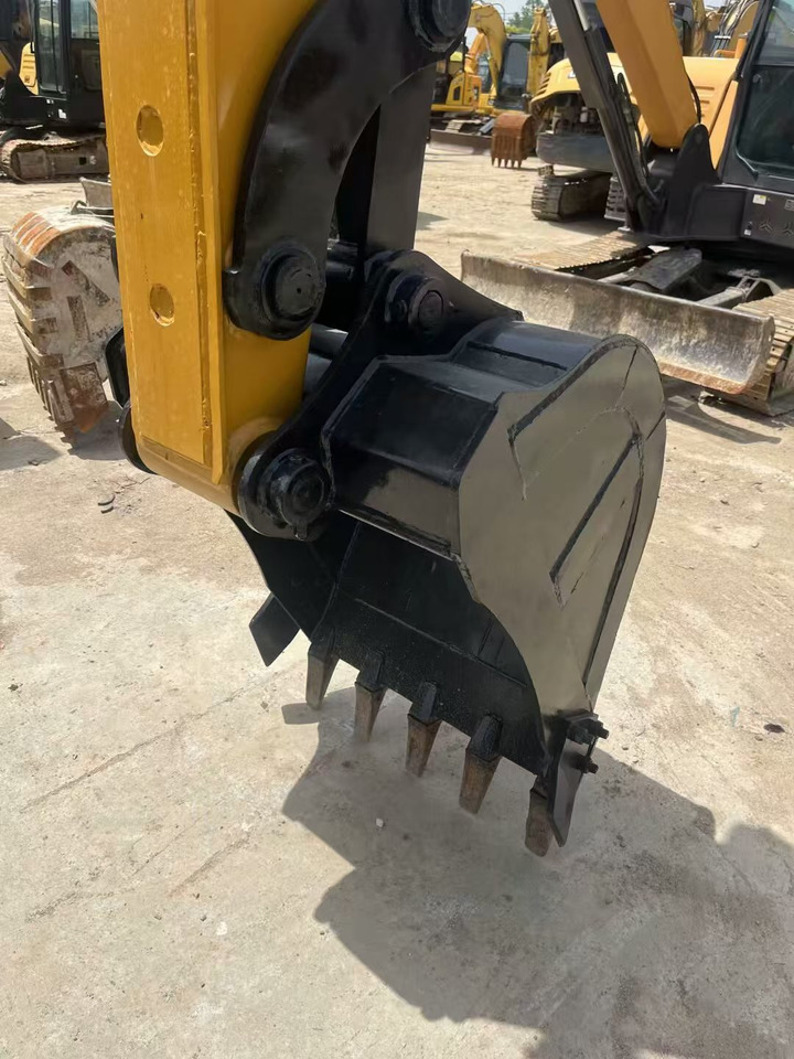 Máy xúc bánh xích SANY SY95c-9: hình 13 Máy xúc bánh xích SANY SY95c-9: hình 13