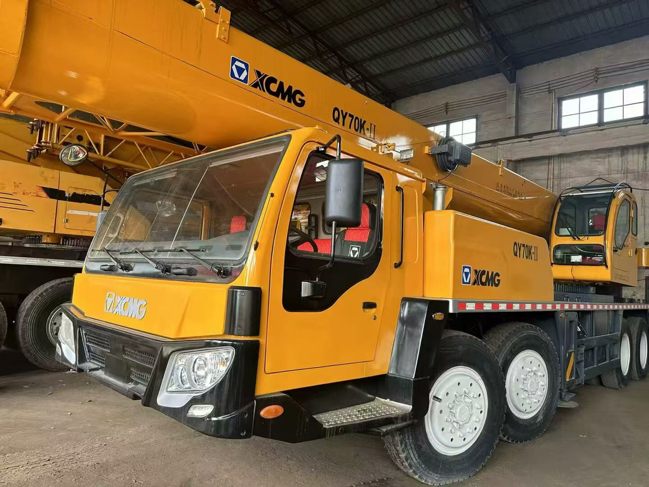 Cẩu bánh lốp XCMG 70-TON: hình 6