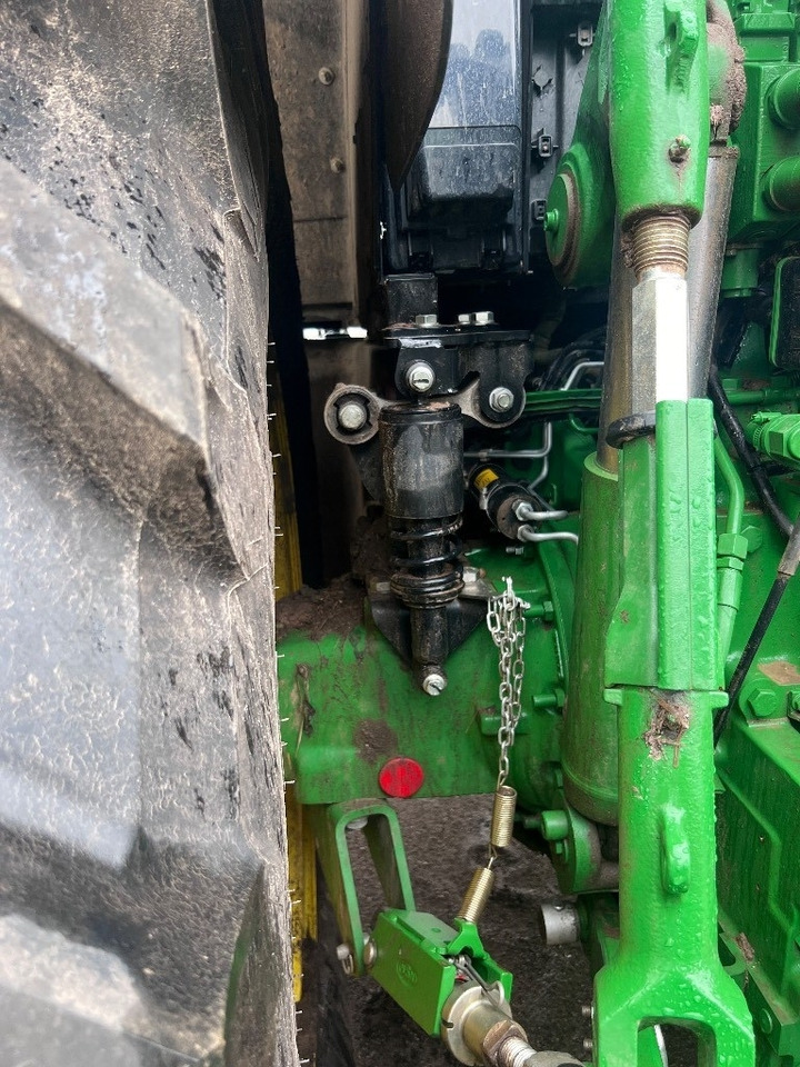 John Deere 6195M - Máy cày: hình 4 John Deere 6195M - Máy cày: hình 4