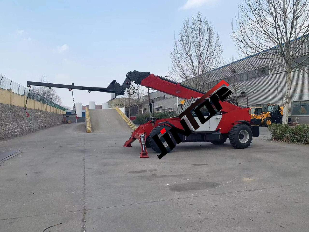 14Ton Telehandler with CUMMINS Engine - Xe nhấc hình viễn vọng kính: hình 4 14Ton Telehandler with CUMMINS Engine - Xe nhấc hình viễn vọng kính: hình 4