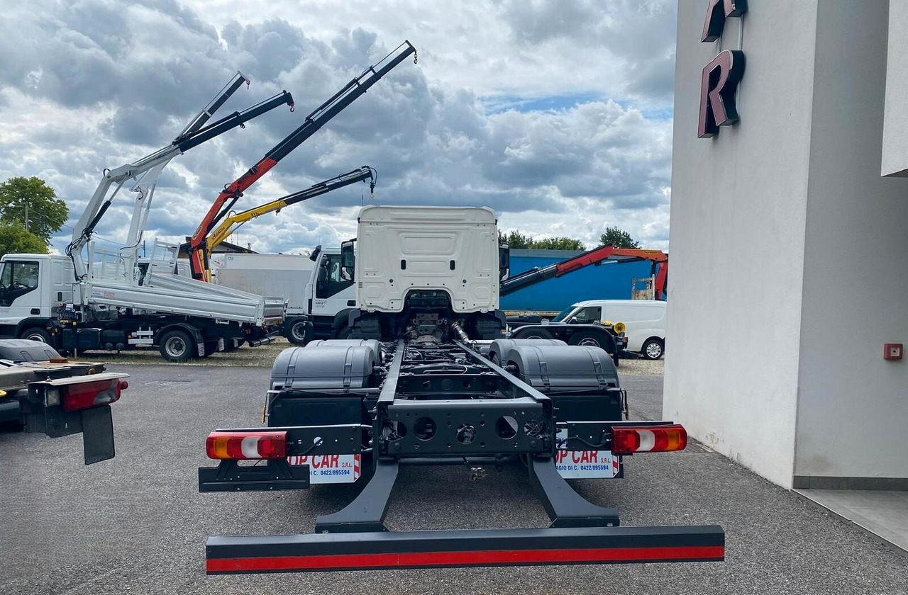 MERCEDES ANTOS 25.40 MOTRICE 3 ASSI TELAIO - Xe tải khung gầm: hình 5 MERCEDES ANTOS 25.40 MOTRICE 3 ASSI TELAIO - Xe tải khung gầm: hình 5