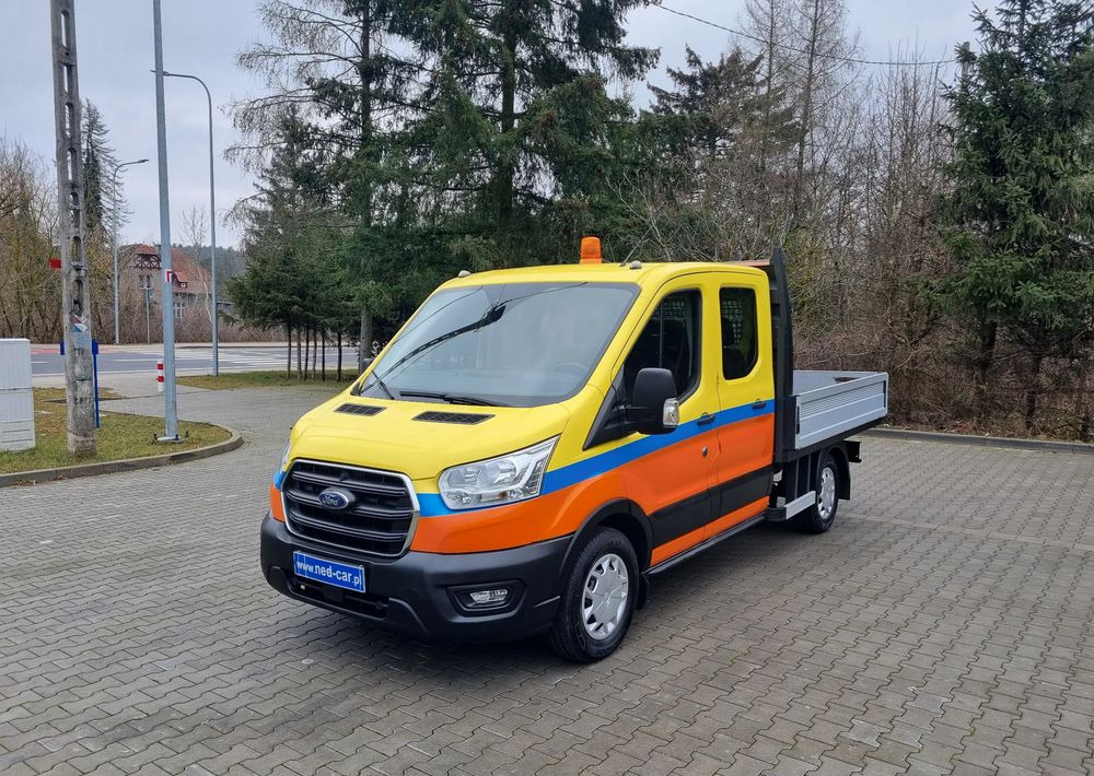 Ford Transit - Xe tải nhỏ phẳng: hình 1 Ford Transit - Xe tải nhỏ phẳng: hình 1
