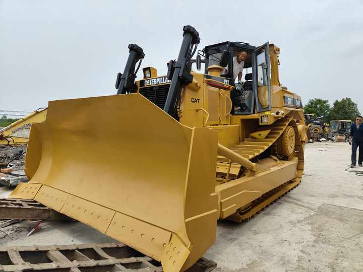 CAT D8R 90% New Bulldozer, Powerful, Low Price, and Very Good Quality - Máy ủi: hình 4 CAT D8R 90% New Bulldozer, Powerful, Low Price, and Very Good Quality - Máy ủi: hình 4