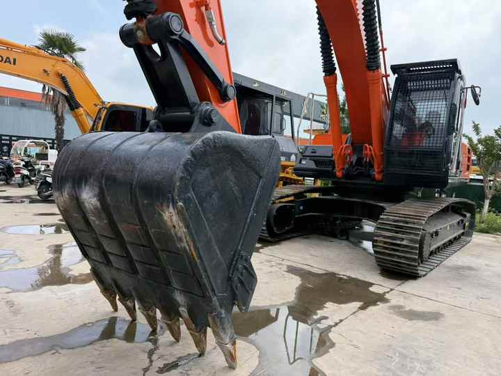 Certified Hitachi ZX350 Excavator | Low Hours, Full Service History | Global Shipping - Máy xúc bánh xích: hình 4 Certified Hitachi ZX350 Excavator | Low Hours, Full Service History | Global Shipping - Máy xúc bánh xích: hình 4