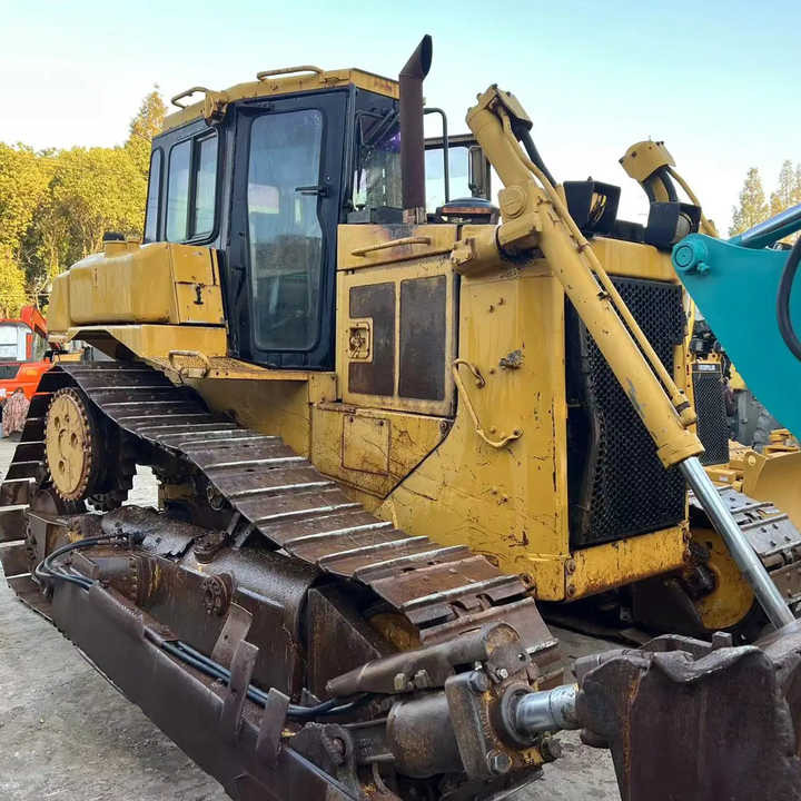 Good Condition D6h Mini Bulldozer New Crawler Bulldozer with Parts Price Bulldozers - Máy ủi: hình 1 Good Condition D6h Mini Bulldozer New Crawler Bulldozer with Parts Price Bulldozers - Máy ủi: hình 1