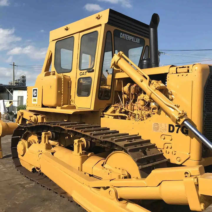 Good Condition D7G Mini Bulldozer New Crawler Bulldozer with Parts Price Bulldozers - Máy ủi: hình 2 Good Condition D7G Mini Bulldozer New Crawler Bulldozer with Parts Price Bulldozers - Máy ủi: hình 2