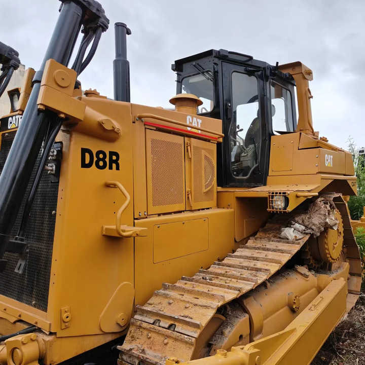 Good Condition D8r Mini Bulldozer New Crawler Bulldozer with Parts Price Bulldozers - Máy ủi: hình 1 Good Condition D8r Mini Bulldozer New Crawler Bulldozer with Parts Price Bulldozers - Máy ủi: hình 1