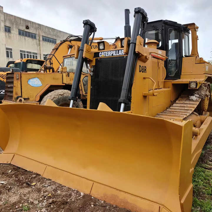 Good Quality Used Bulldozer Construction Used CAT D8R Bulldozers Crawler Caterpillar Machinery CAT D8R Used Bulldozers - Máy ủi: hình 1 Good Quality Used Bulldozer Construction Used CAT D8R Bulldozers Crawler Caterpillar Machinery CAT D8R Used Bulldozers - Máy ủi: hình 1