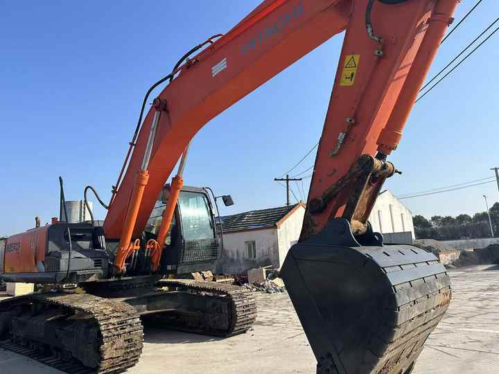 High Quality Hitachi ZX350H-5G Used Excavator with Excellent Performance and Less Time Used Hitachi ZX350 for Sale - Máy xúc bánh xích: hình 2 High Quality Hitachi ZX350H-5G Used Excavator with Excellent Performance and Less Time Used Hitachi ZX350 for Sale - Máy xúc bánh xích: hình 2