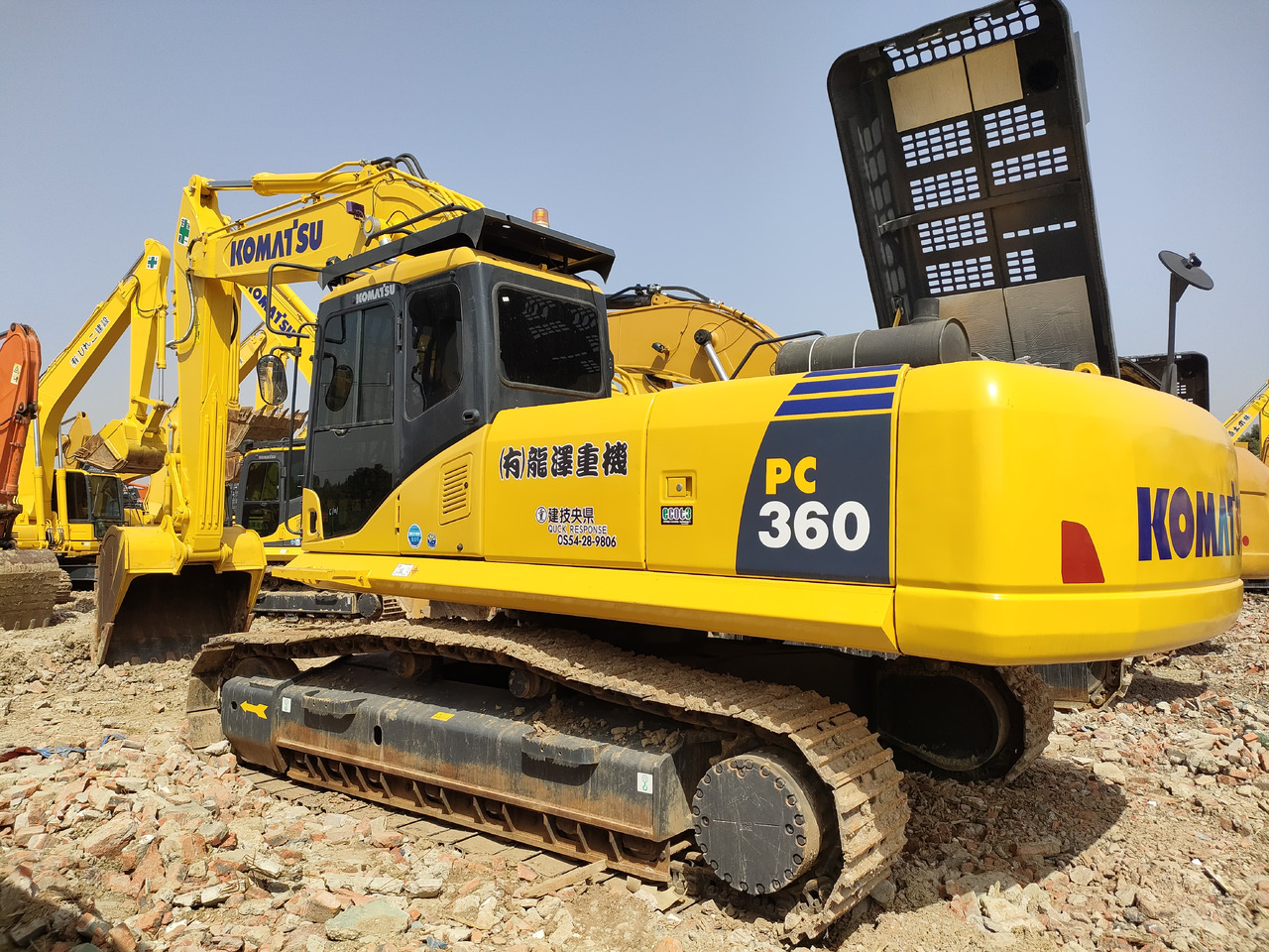 KOMATSU Good Condition Used Komatsu360 Komastu Pc360 Excavator Machine for Cheap Price Hot Sale in China - Máy xúc bánh xích: hình 3 KOMATSU Good Condition Used Komatsu360 Komastu Pc360 Excavator Machine for Cheap Price Hot Sale in China - Máy xúc bánh xích: hình 3