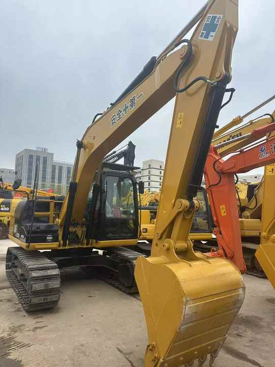 Low Working Time CAT 312D2 Excavator Caterpillar Used 15ton Cat312D2 No Reviews yet - Máy xúc bánh xích: hình 5 Low Working Time CAT 312D2 Excavator Caterpillar Used 15ton Cat312D2 No Reviews yet - Máy xúc bánh xích: hình 5