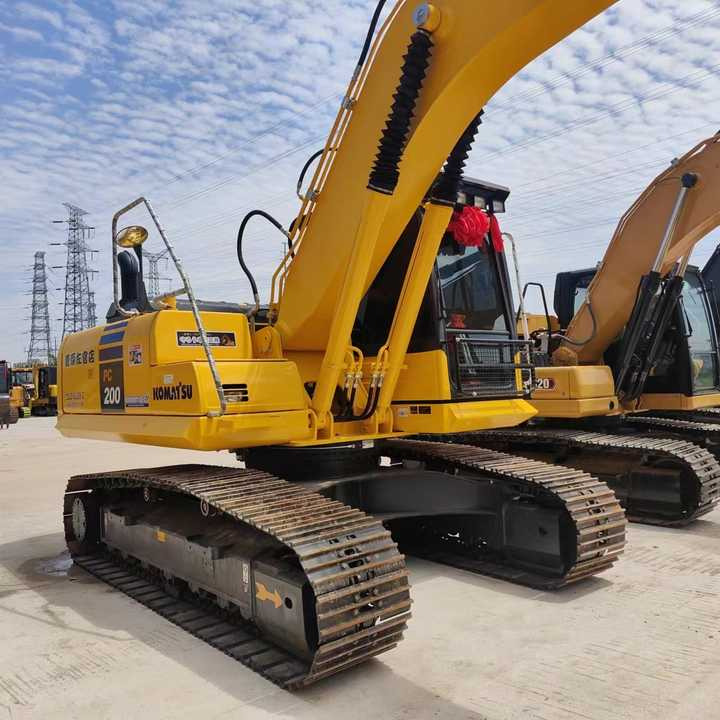 PC200-8 Low Working Hour Second Hand 20 Ton Excavator Komatsu Pc200-8 Crawler Excavator Used Komatsu Excavator PC200-8N1 - Máy xúc: hình 3 PC200-8 Low Working Hour Second Hand 20 Ton Excavator Komatsu Pc200-8 Crawler Excavator Used Komatsu Excavator PC200-8N1 - Máy xúc: hình 3