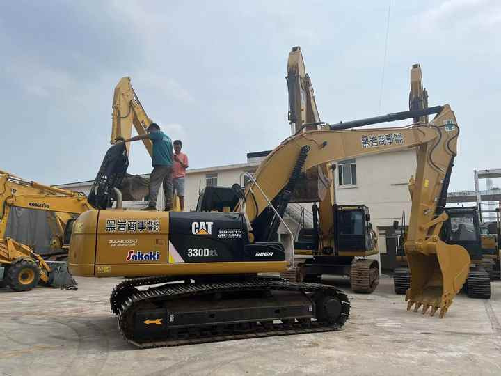 Second-Hand Caterpillar 330D2L Excavator for Sale | Reliable Caterpillar 330D2L Replacement Part - Máy xúc bánh xích: hình 5 Second-Hand Caterpillar 330D2L Excavator for Sale | Reliable Caterpillar 330D2L Replacement Part - Máy xúc bánh xích: hình 5