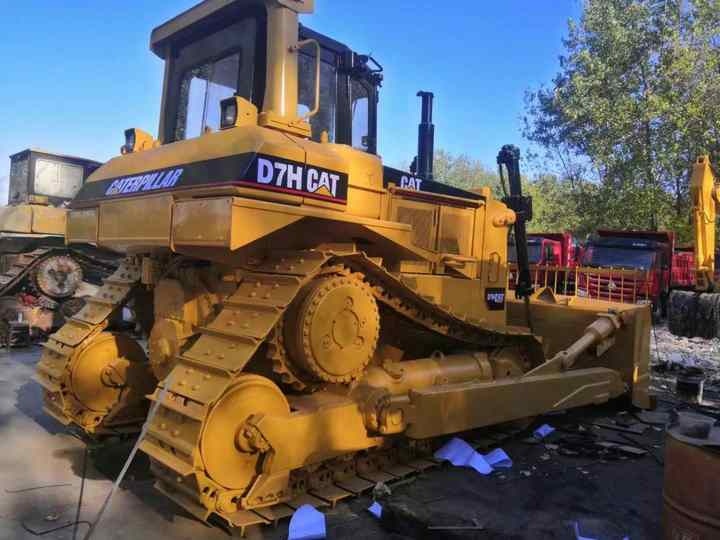 Second Hand Caterpillar CAT D7H D7G D7R Bulldozer, Used CAT D7H Japan Import in Good Condition - Máy ủi: hình 2 Second Hand Caterpillar CAT D7H D7G D7R Bulldozer, Used CAT D7H Japan Import in Good Condition - Máy ủi: hình 2