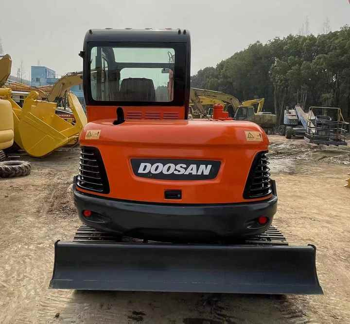 Second Hand Doosan Dx-60 Excavator for Sale - Máy xúc bánh xích: hình 5 Second Hand Doosan Dx-60 Excavator for Sale - Máy xúc bánh xích: hình 5