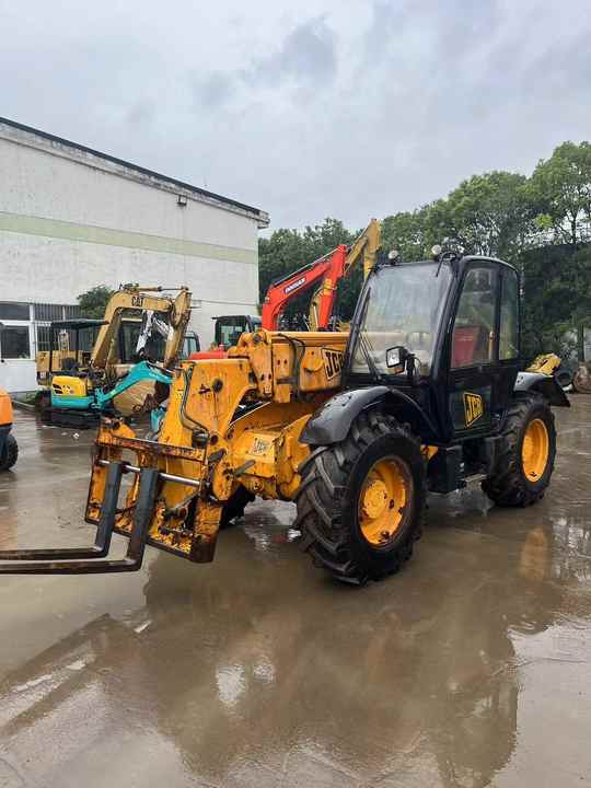 Second Hand High Quality Used JCB 535-95 3.5 Ton Telescopic Handler Forklift Multi-Functional Construction Machinery Sale - Xe nhấc hình viễn vọng kính: hình 3 Second Hand High Quality Used JCB 535-95 3.5 Ton Telescopic Handler Forklift Multi-Functional Construction Machinery Sale - Xe nhấc hình viễn vọng kính: hình 3