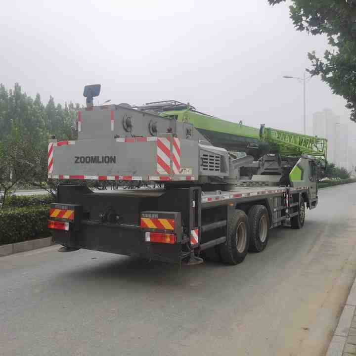 Truck Crane 25 Ton Used Truck Crane 25 Ton for Sale - Cẩu bánh lốp: hình 4 Truck Crane 25 Ton Used Truck Crane 25 Ton for Sale - Cẩu bánh lốp: hình 4