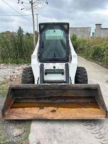 USED BOBCAT S300 Skid-steer Loader with Very Good Performance Is for Sale at a Low Price. S160/s185/s220/330 in Stock - Máy xúc lật đa năng: hình 5 USED BOBCAT S300 Skid-steer Loader with Very Good Performance Is for Sale at a Low Price. S160/s185/s220/330 in Stock - Máy xúc lật đa năng: hình 5