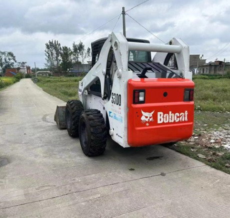 USED BOBCAT S300 Skid-steer Loader with Very Good Performance Is for Sale at a Low Price. S160/s185/s220/330 in Stock - Máy xúc lật đa năng: hình 4 USED BOBCAT S300 Skid-steer Loader with Very Good Performance Is for Sale at a Low Price. S160/s185/s220/330 in Stock - Máy xúc lật đa năng: hình 4