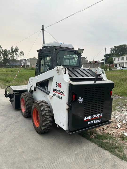 Used Bob Cat Bob Cat S16 Used Mini Skid Steer Wheel Loader Multifunctional Track Loaders Bobcat S16 2.7 Ton - Máy xúc lật đa năng: hình 4 Used Bob Cat Bob Cat S16 Used Mini Skid Steer Wheel Loader Multifunctional Track Loaders Bobcat S16 2.7 Ton - Máy xúc lật đa năng: hình 4
