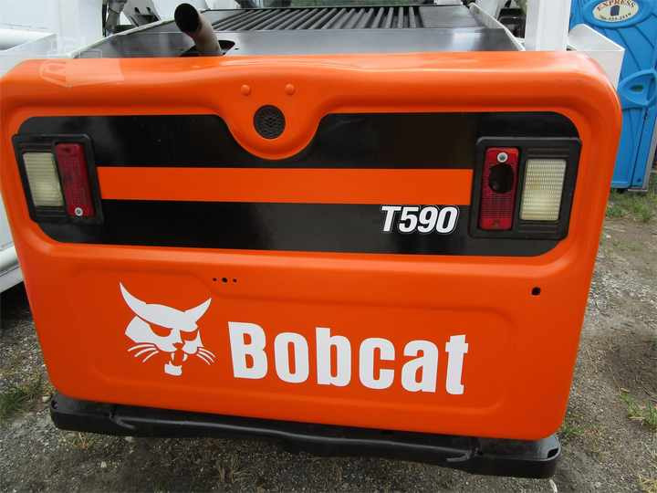 Used Bobcat T590 Used Skid Steer Loader with Good Condition for Sale S160 S185 S300 S330 T590 3T 4T 5T 2T - Máy xúc lật đa năng: hình 3 Used Bobcat T590 Used Skid Steer Loader with Good Condition for Sale S160 S185 S300 S330 T590 3T 4T 5T 2T - Máy xúc lật đa năng: hình 3