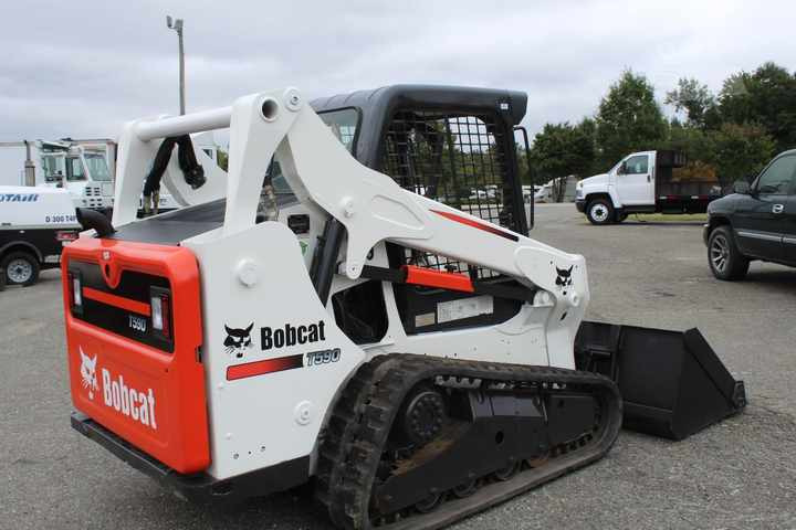 Used Bobcat T590 UsedSkid Steer Loader with Good Condition for Sale S160 S300 S185 S330 - Máy xúc lật đa năng: hình 5 Used Bobcat T590 UsedSkid Steer Loader with Good Condition for Sale S160 S300 S185 S330 - Máy xúc lật đa năng: hình 5