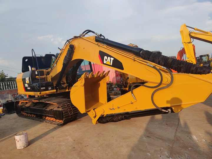 Used Crawler Caterpillar 315D Excavator for Sale Used Engineering & Construction Machinery - Máy xúc bánh xích: hình 4 Used Crawler Caterpillar 315D Excavator for Sale Used Engineering & Construction Machinery - Máy xúc bánh xích: hình 4