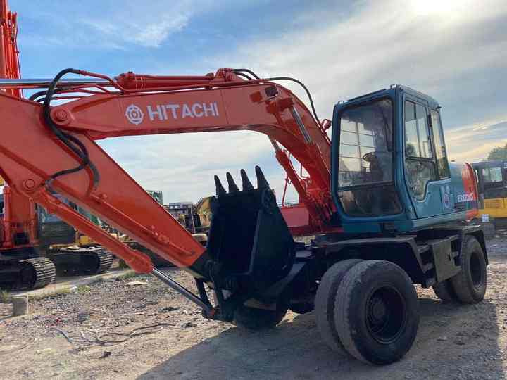 Used Hitachi Ex100WD Wheel Excavator for Sale Japan Made Hitachi Ex100wd Wheeled Excavator for Sale - Máy xúc bánh lốp: hình 5 Used Hitachi Ex100WD Wheel Excavator for Sale Japan Made Hitachi Ex100wd Wheeled Excavator for Sale - Máy xúc bánh lốp: hình 5