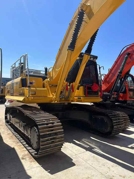 Used Japan Brand komatsu Pc350-7 with High Quality Used Engineering & Construction Machinery - Máy xúc bánh xích: hình 4 Used Japan Brand komatsu Pc350-7 with High Quality Used Engineering & Construction Machinery - Máy xúc bánh xích: hình 4
