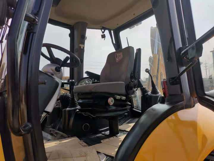 Used Small Bakchoe Loader JCB 4CX Towable Backhoe/3cx 4cx Jcb Backhoe Loader for Sale - Máy xúc trước múc sau: hình 5 Used Small Bakchoe Loader JCB 4CX Towable Backhoe/3cx 4cx Jcb Backhoe Loader for Sale - Máy xúc trước múc sau: hình 5