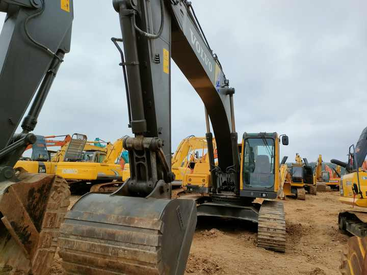 Used Strong Power volvo EC290 Korea Excavator volvo Excavator 290 for Sale 20T 30T EC210 EC240 EC300 EC360 - Máy xúc: hình 4 Used Strong Power volvo EC290 Korea Excavator volvo Excavator 290 for Sale 20T 30T EC210 EC240 EC300 EC360 - Máy xúc: hình 4