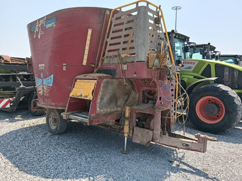 AGM W14 MC - Xe trộn thức ăn gia súc: hình 1 AGM W14 MC - Xe trộn thức ăn gia súc: hình 1