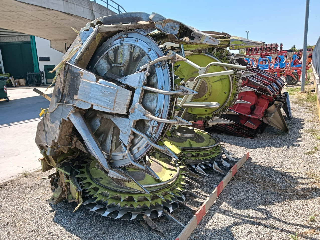CLAAS ORBIS 600 - Đính kèm máy gặt đập thức ăn gia súc: hình 1 CLAAS ORBIS 600 - Đính kèm máy gặt đập thức ăn gia súc: hình 1
